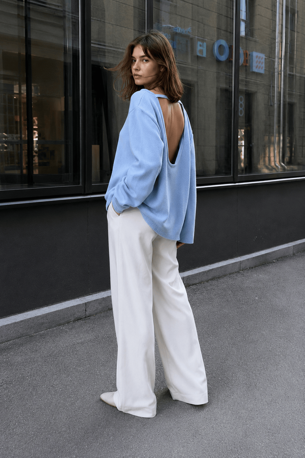 Backless Loose Fit Knit Blouse