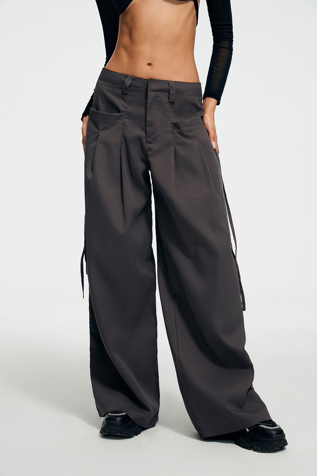 Low Waist Cargo Pocket Wide Leg Pants