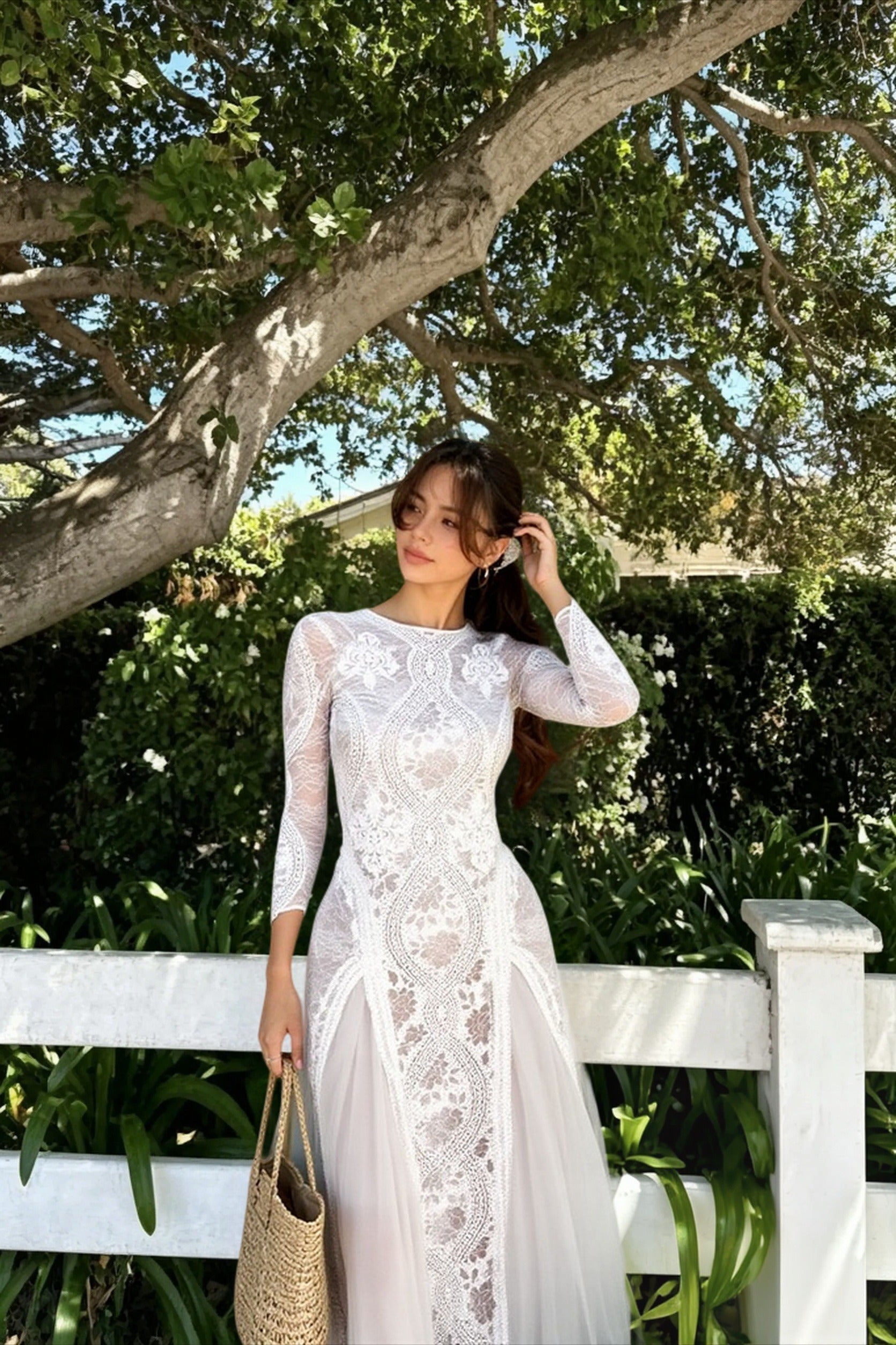Round Neck Long Sleeve Lace Back Prom Dress