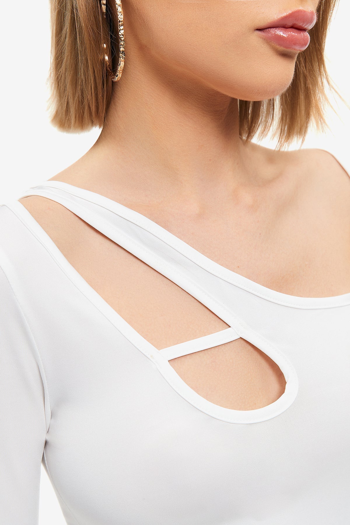 Asymmetrical Cut Out Long Sleeve T-shirt