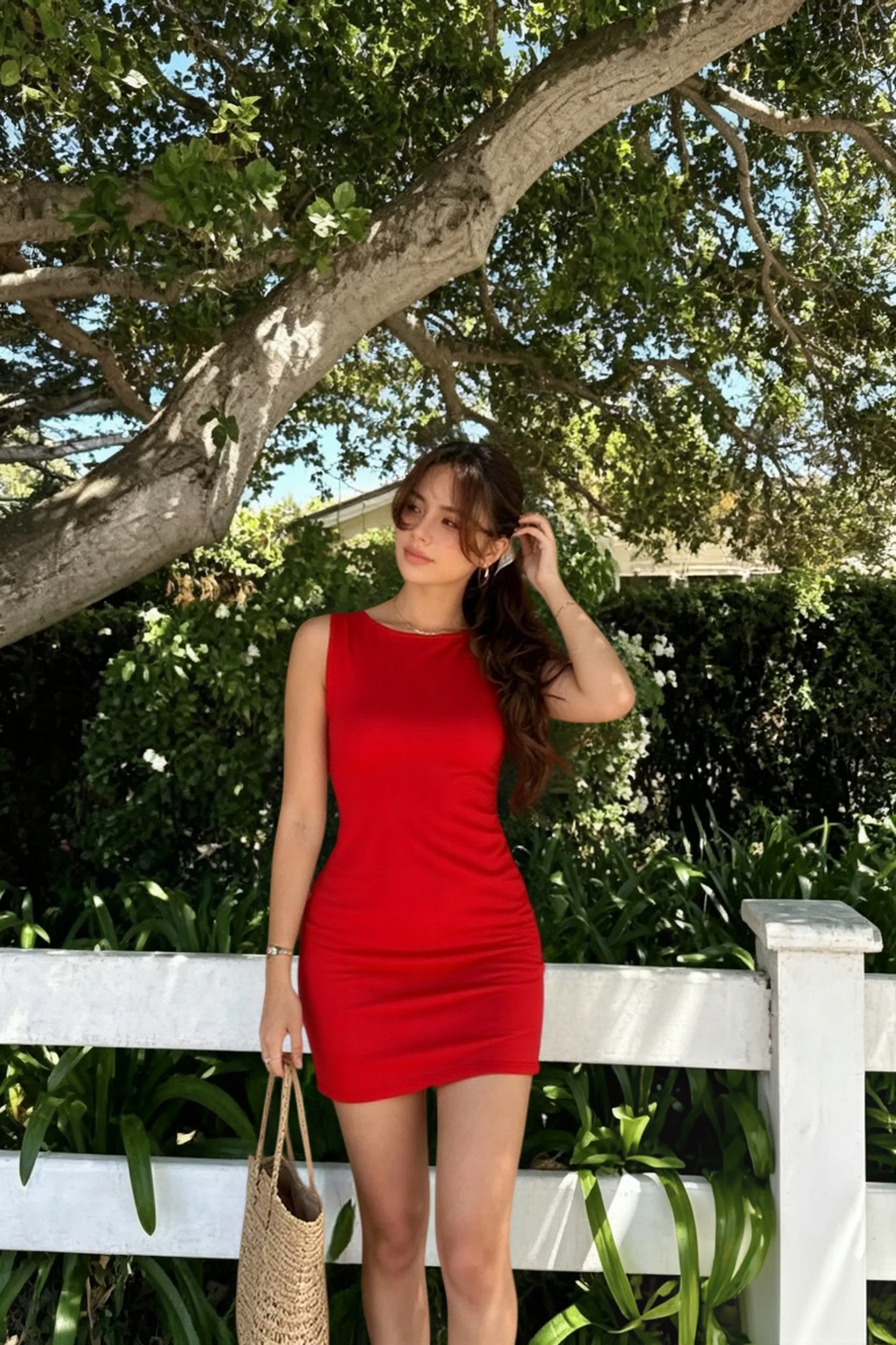 Solid Sleeveless Crew Neck Twill Bodycon Dress