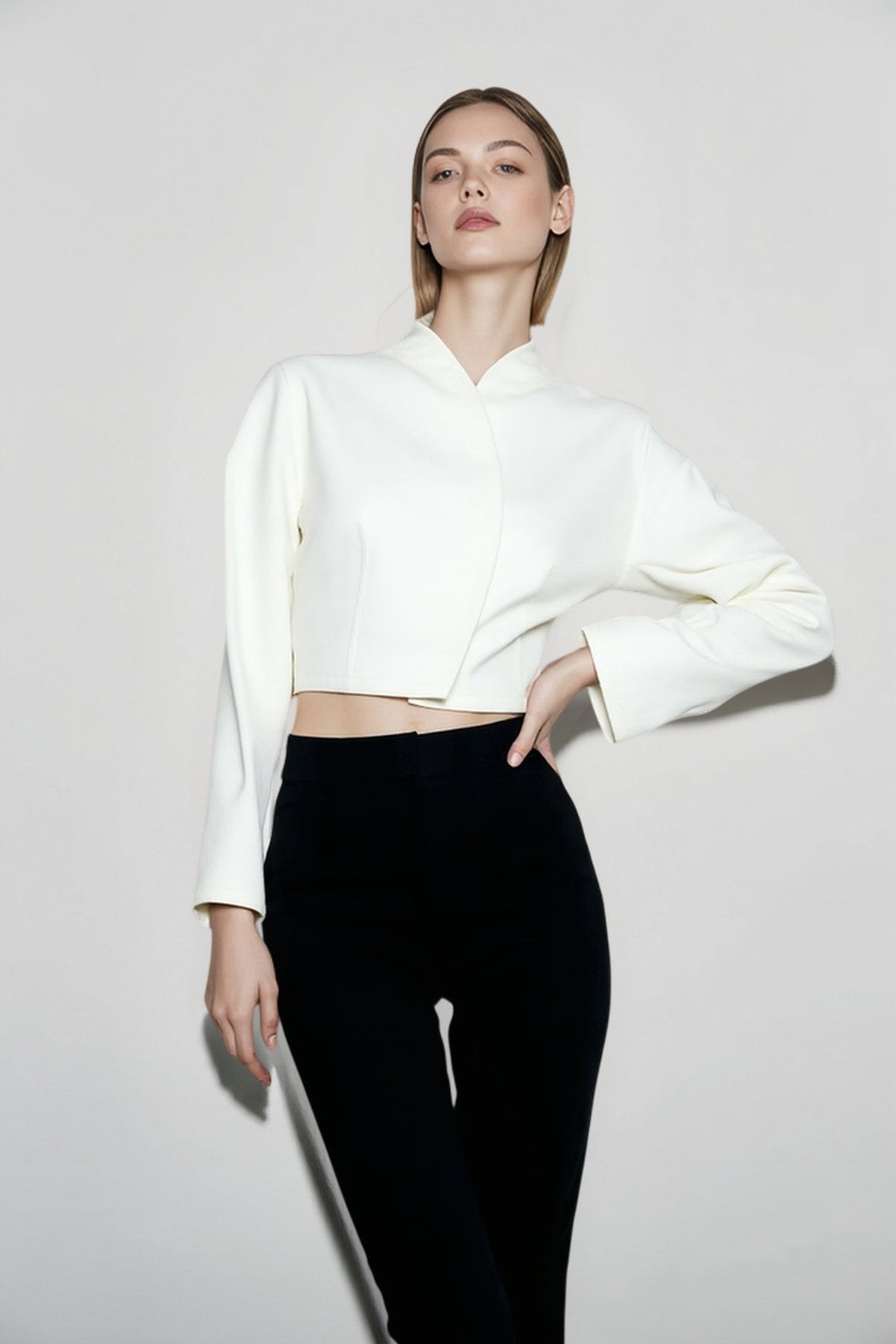Chic White Boucle Cropped V Neck Coat