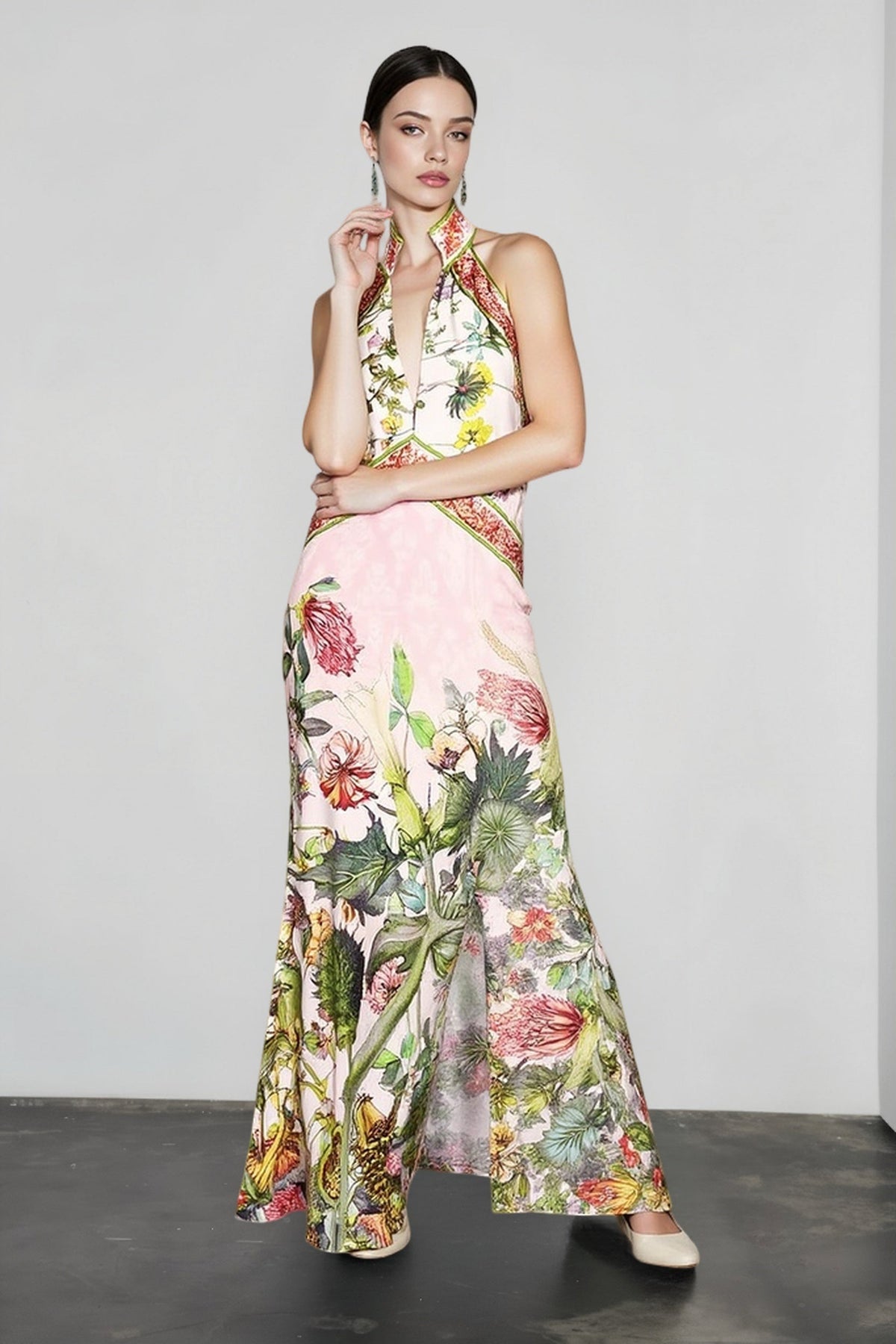 Chic Gorgeous Graphic Vacation Dress