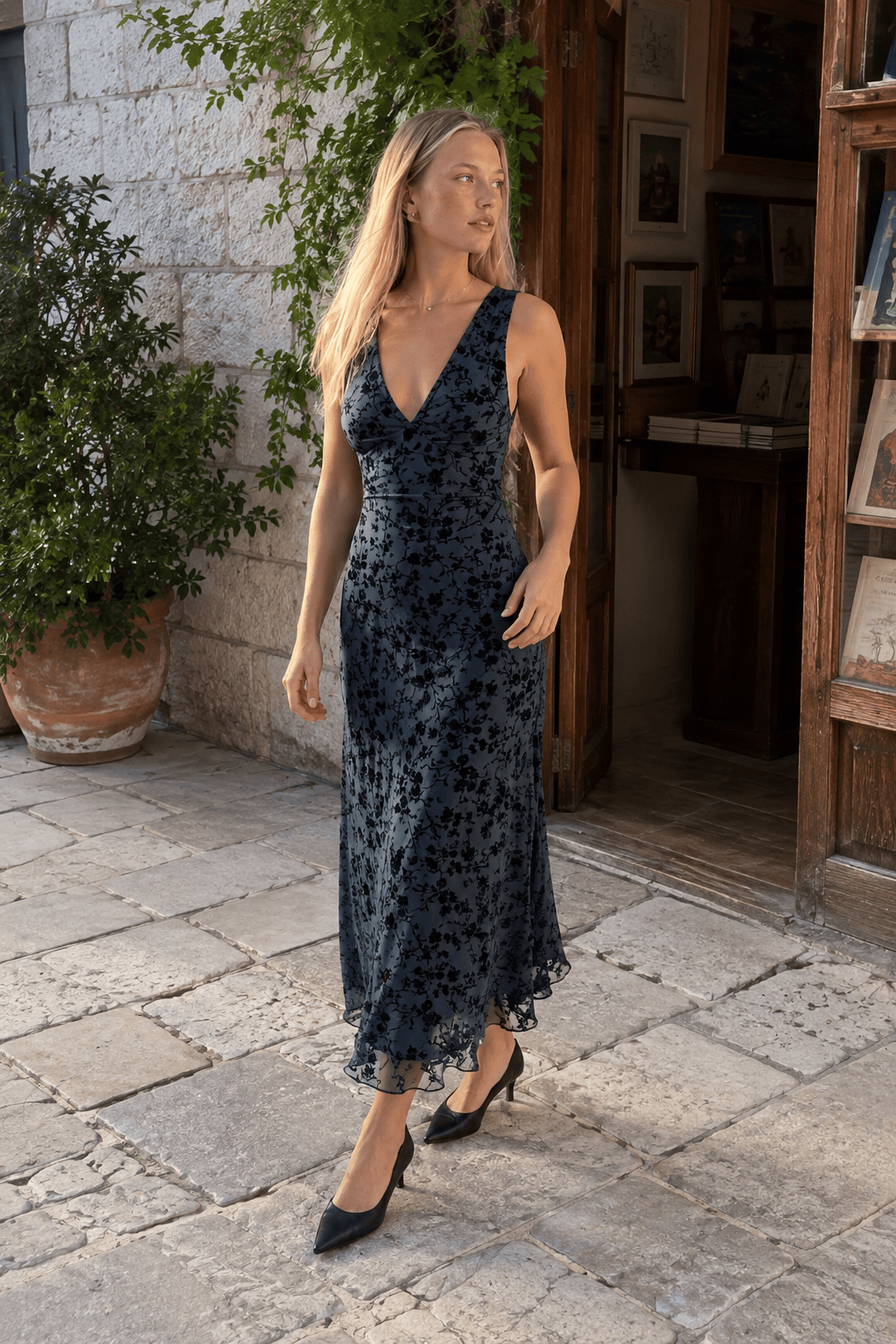 Floral Print V-Neck Sleeveless Fitted Party Dress