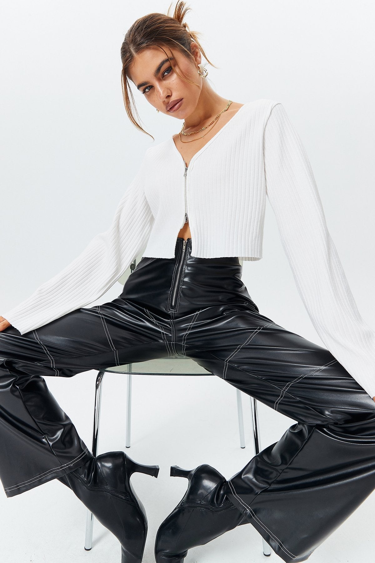Crop Ribbed Zipper Front Long Sleeve Blouse