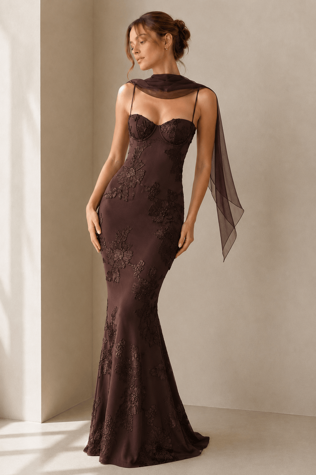 3D Applique Bone Pad Tie Back Solid Prom Dress