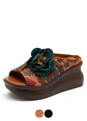 Nayib Women's Leather Clogs
