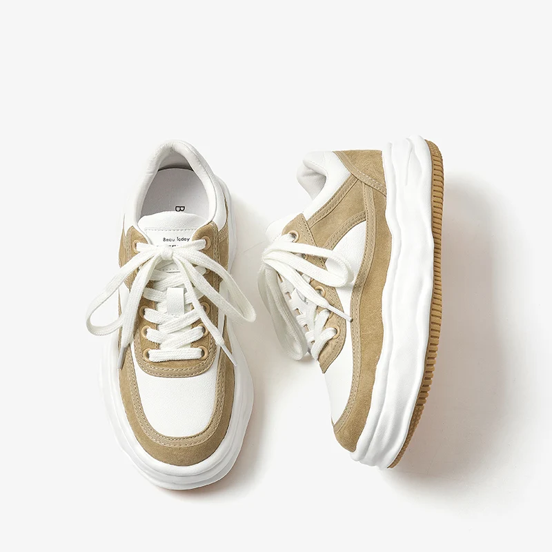Albornoz Women's Platform Sneaker