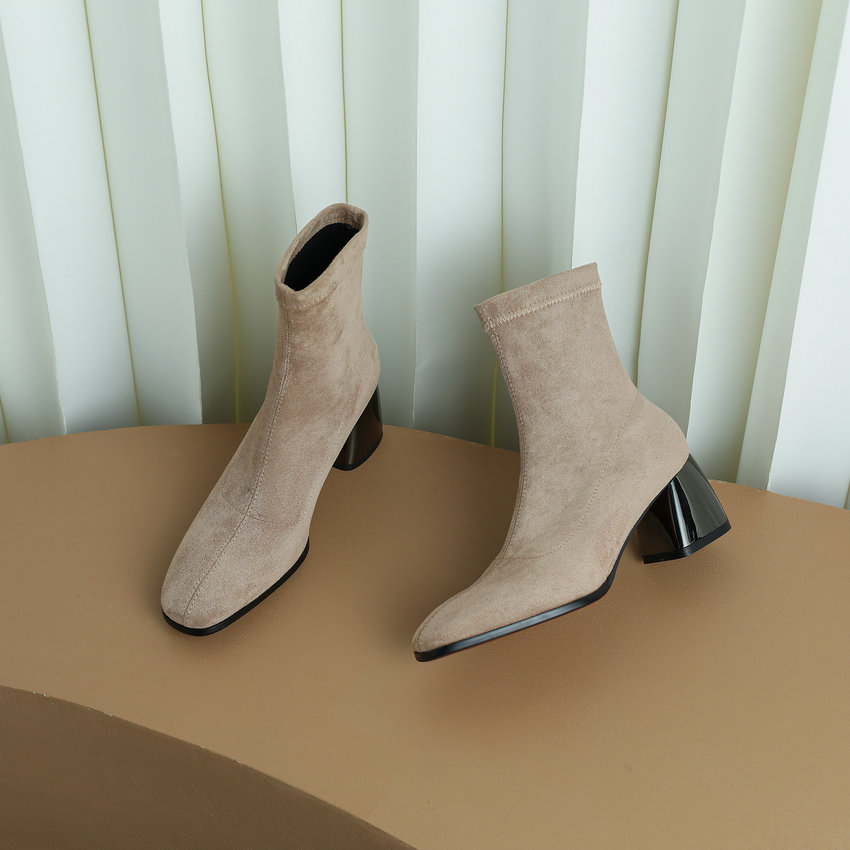 Aleja Women's Elegant Ankle Boots
