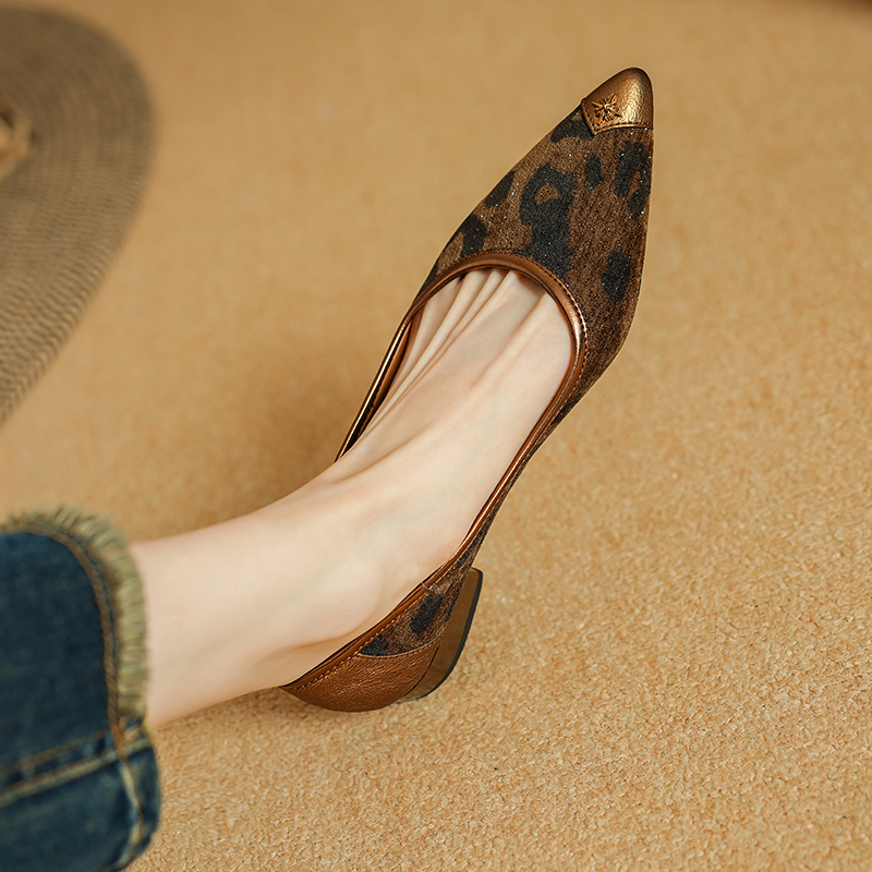 Alina Women's Pointed Toe Shallow Flats