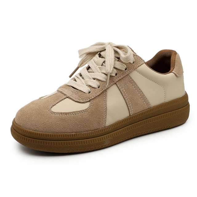 Alma Women's Lace-Up Leather Sneaker