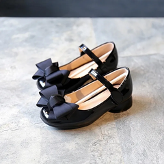 Cazzu Girls' Flat Shoes