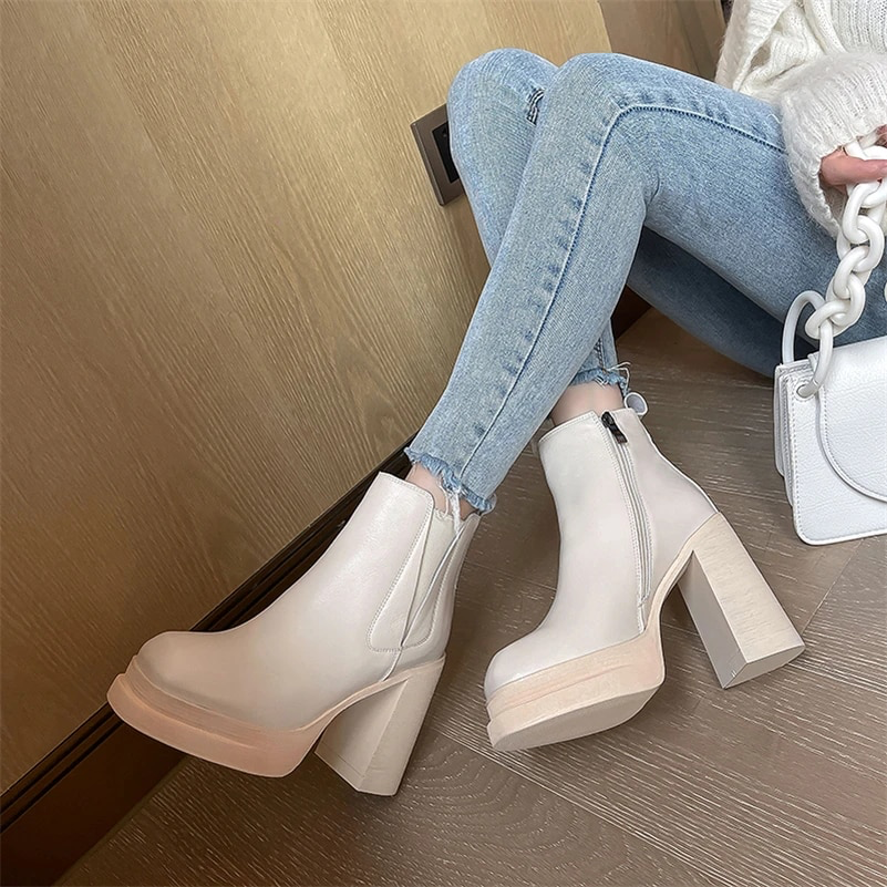 Cony Women's Square Toe Platform Boots