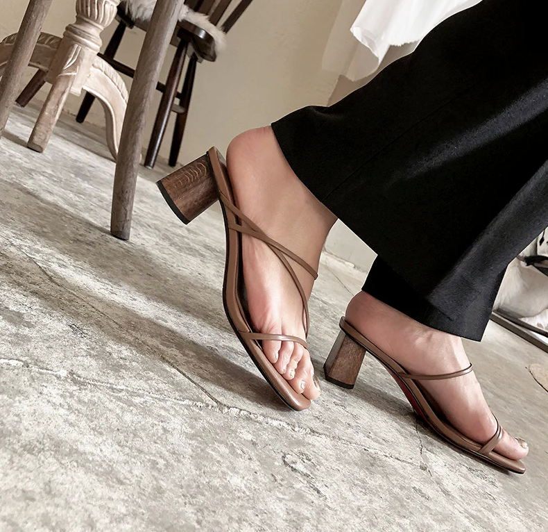 Dulcinea Women's Sandals