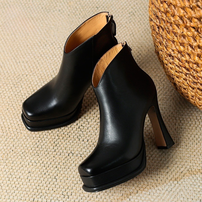 Fiona Women's Leather Ankle Boots