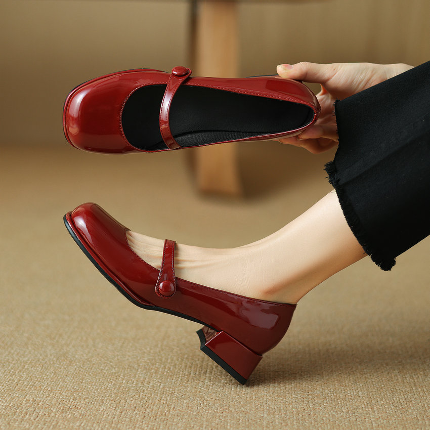 Fiorela Women's Square Heel Pump