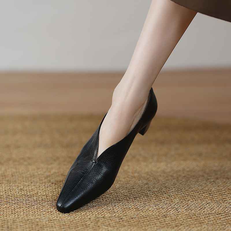 Gina Women's Comfortable Elegant Pumps