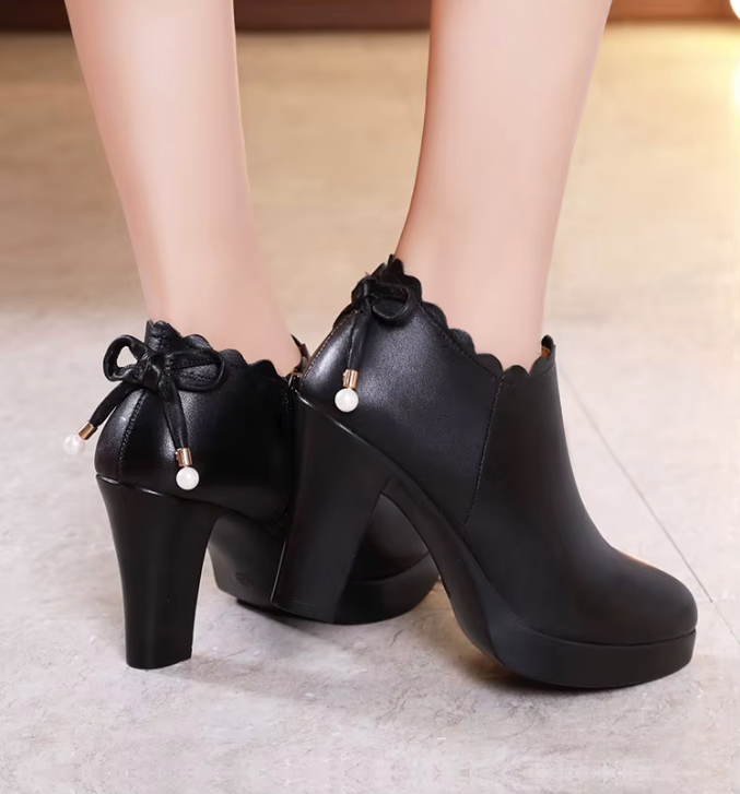 Hana Women's Platform Pumps