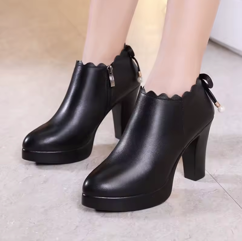 Hana Women's Platform Pumps