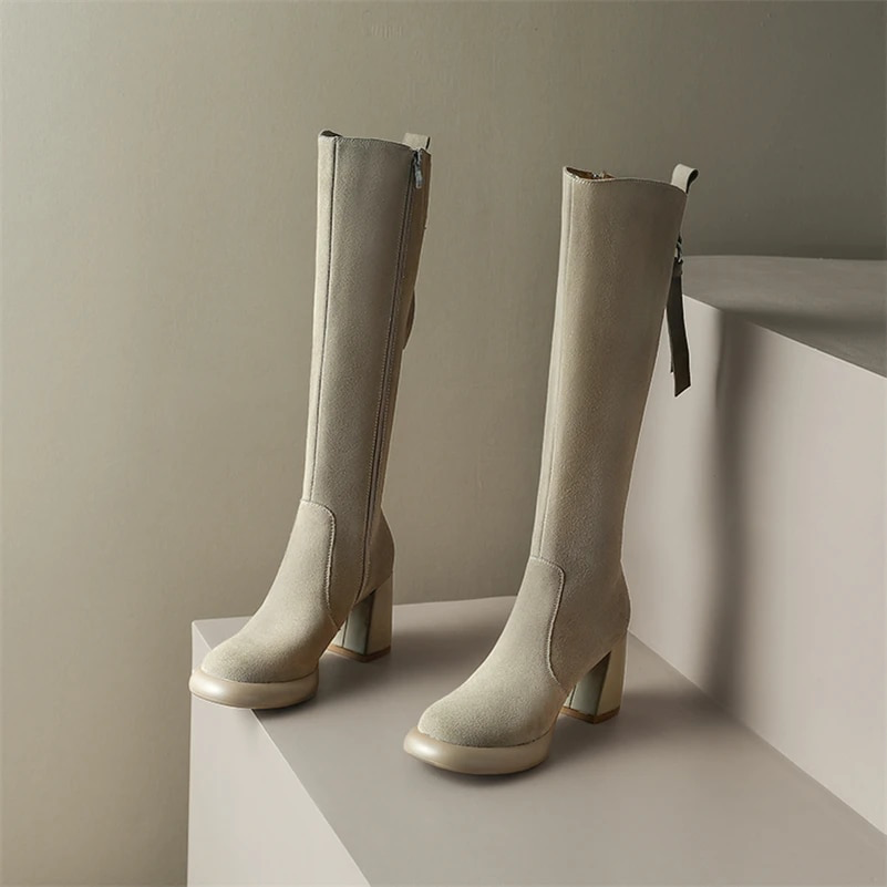 Jonay Women's Round Toe Knee High Boots