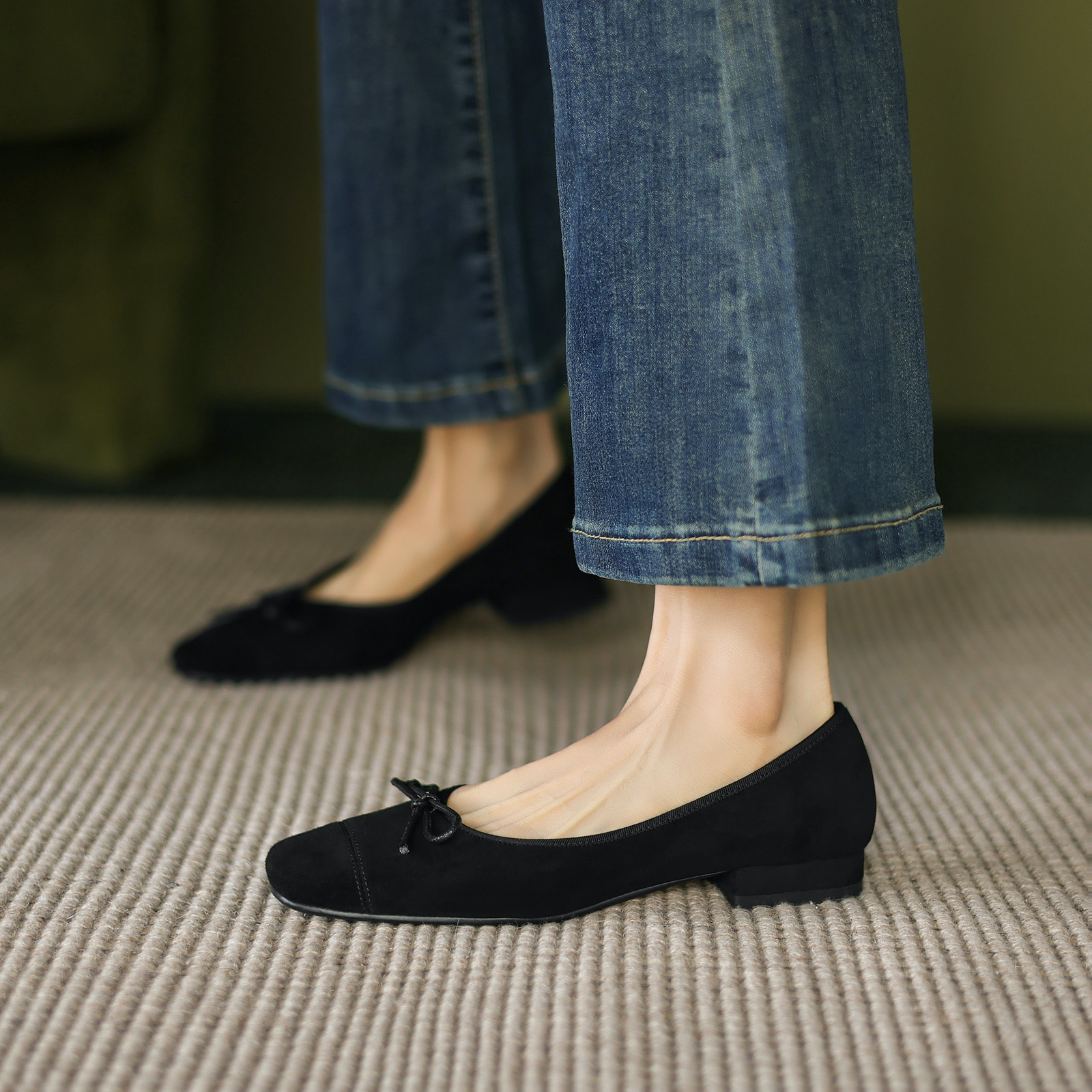 Kai Women's Casual Leather Flats