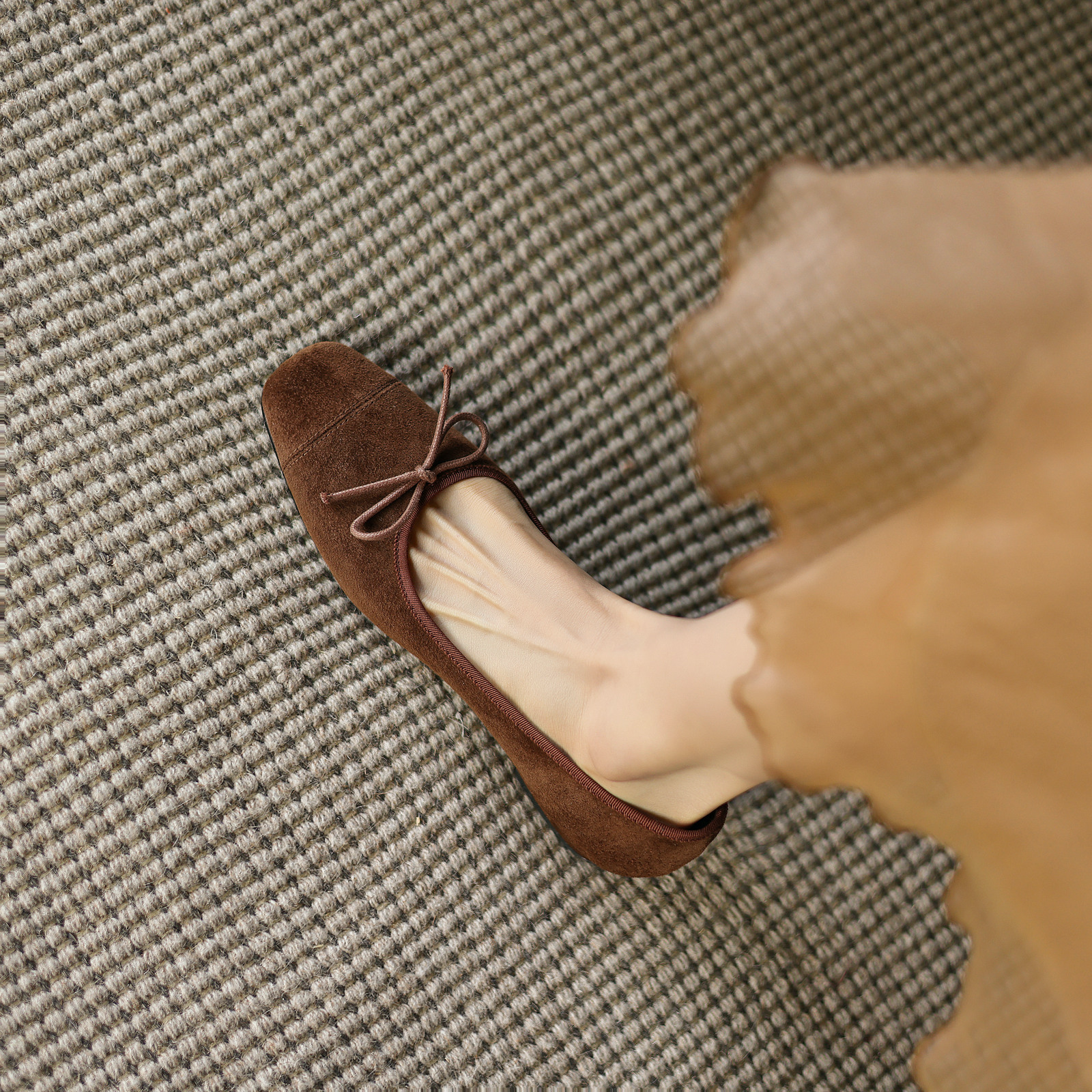 Kai Women's Casual Leather Flats