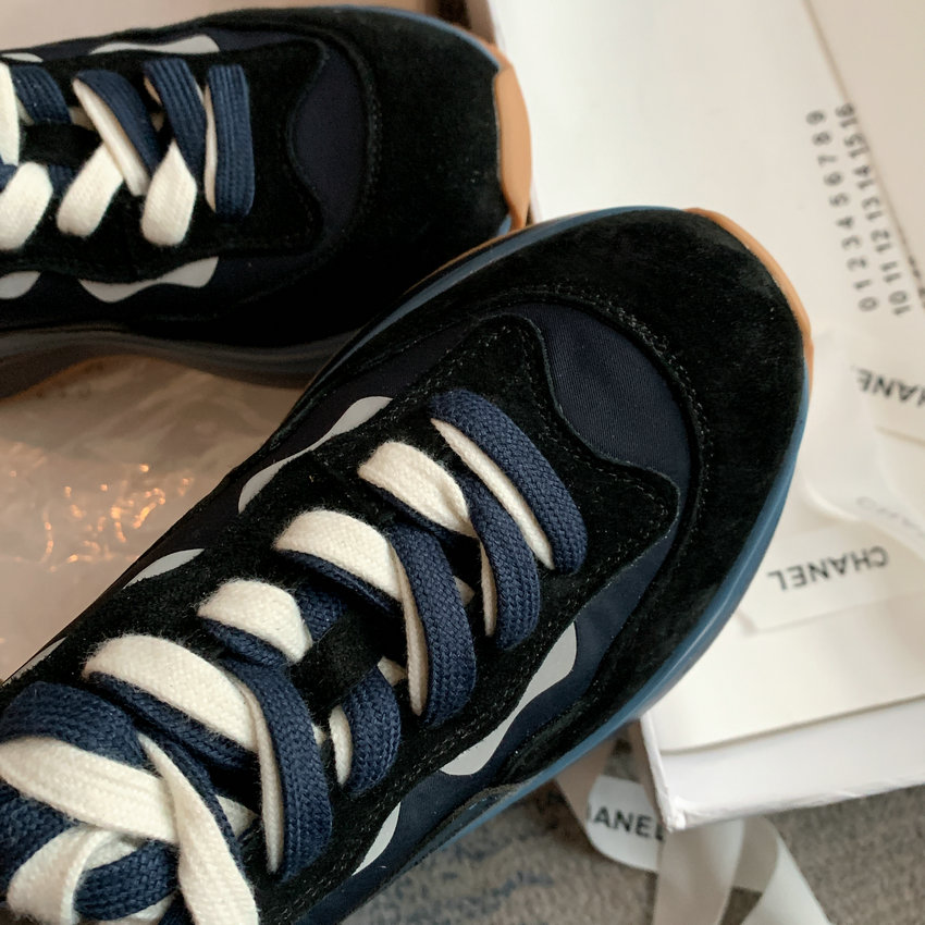 Karla Women's Round Toe Lace Up Sneaker