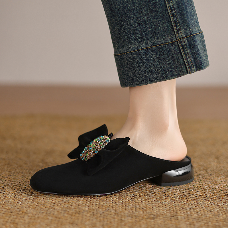 Larent Women's Round Toe Low Heels Leather Mules