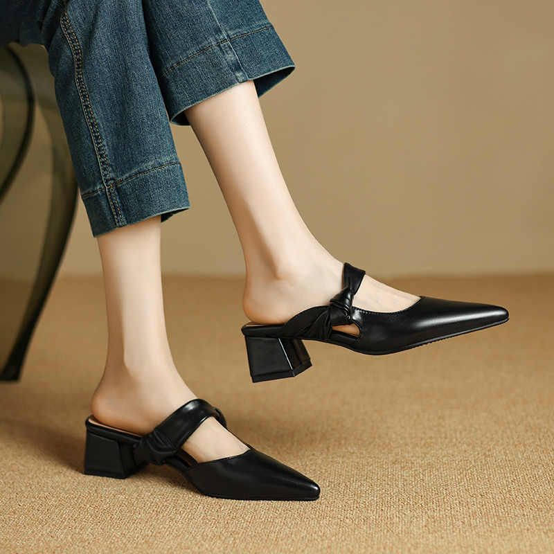 Lina Women's Leather Dress Pumps