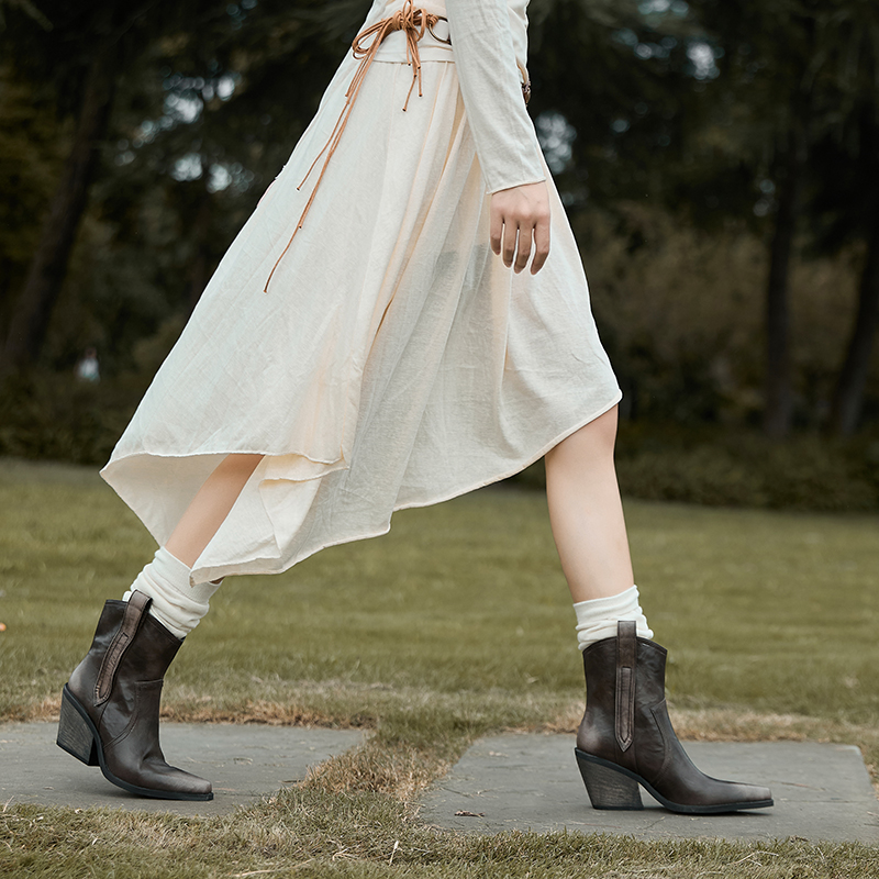 Linares Women's Cowboy Leather Boots