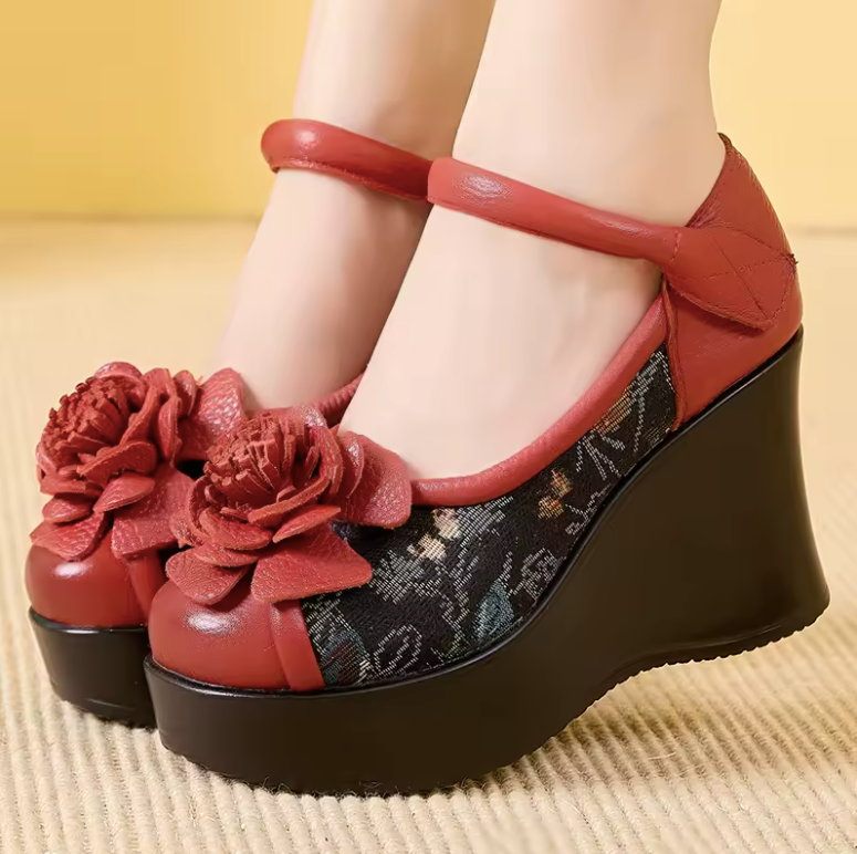 Lucia Women's Wedge Leather Platforms