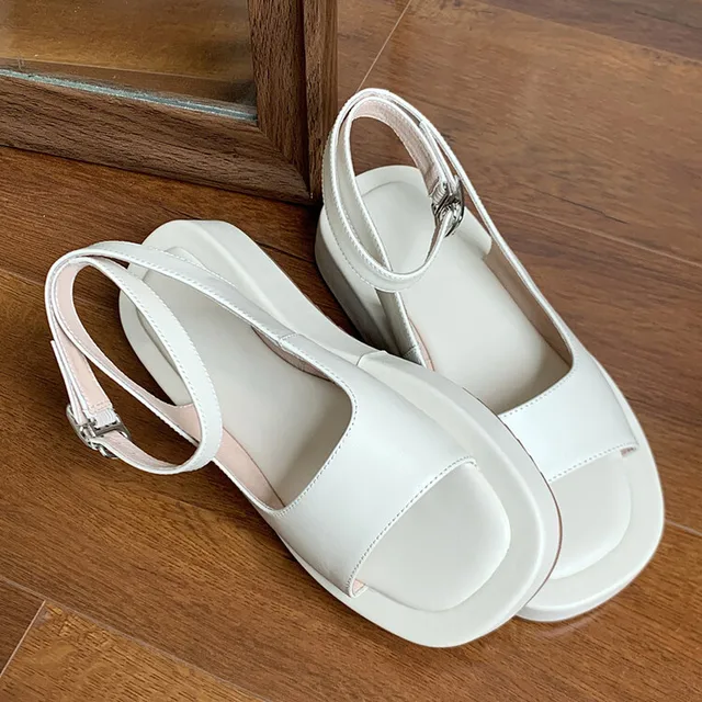 Lucy Women's Buckle Strap Leather Sandals