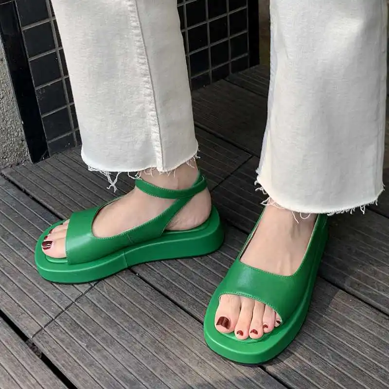 Lucy Women's Buckle Strap Leather Sandals