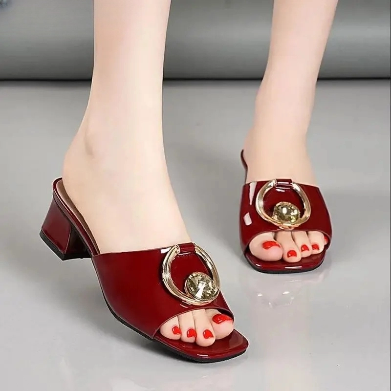 Lucy Women's Patent Leather Sandals