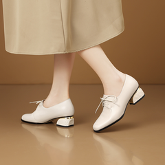 Luigi Women's Leather Cross-Tied Pumps