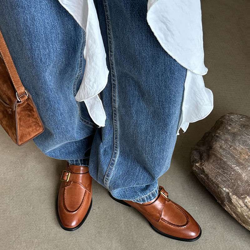 Luisa Women's Leather Loafer