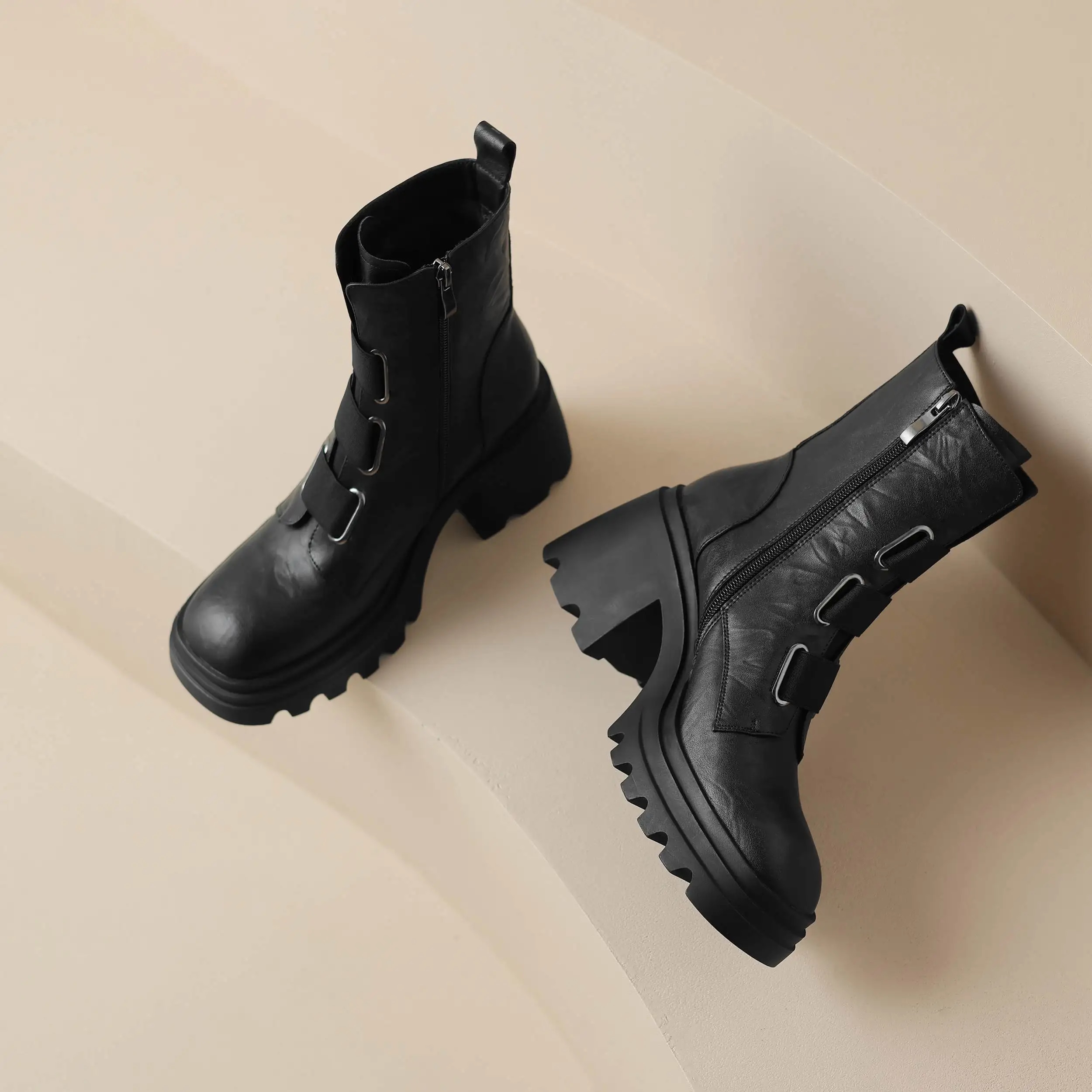 Mae Women's Square Toe Boots