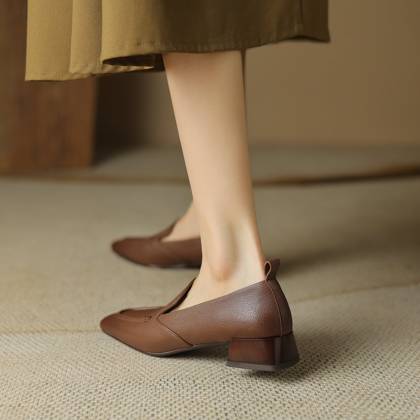 Maggi Women's Square Low Heel Office Loafer