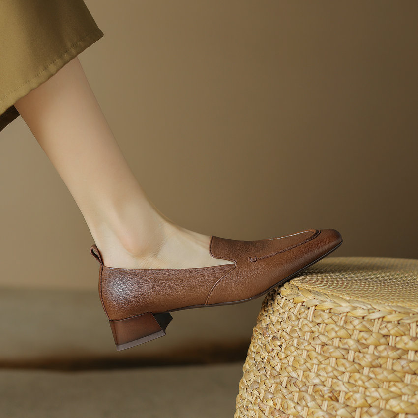 Maggi Women's Square Low Heel Office Loafer