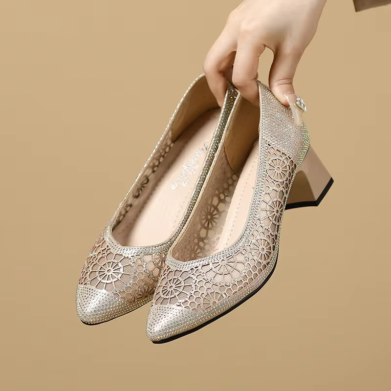 Maitte Women's Pointed Toe Pumps
