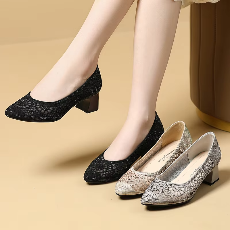 Maitte Women's Pointed Toe Pumps