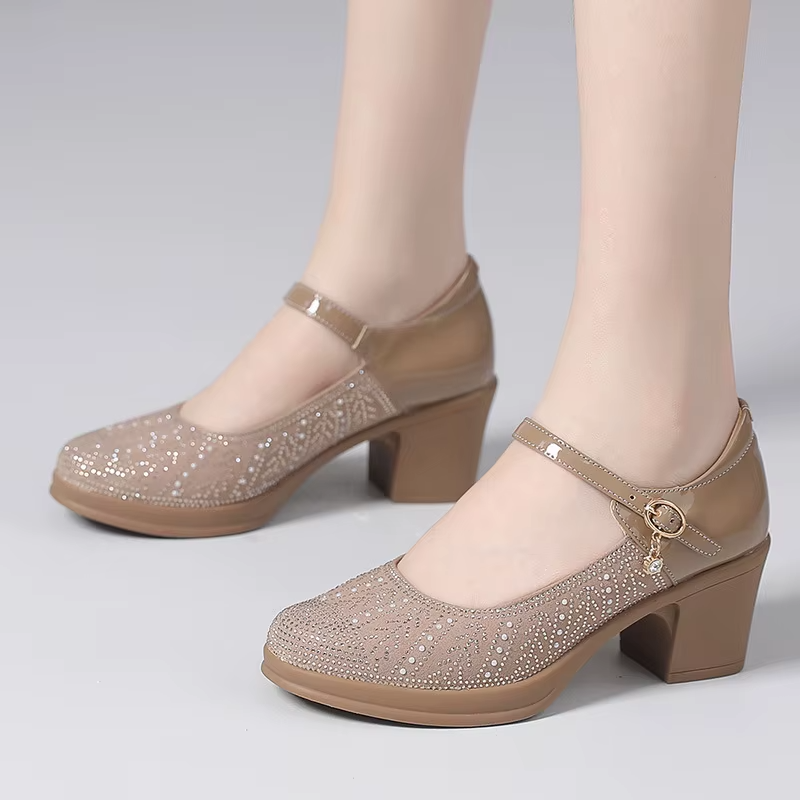 Margot Women's Thick Heel Patent Pumps