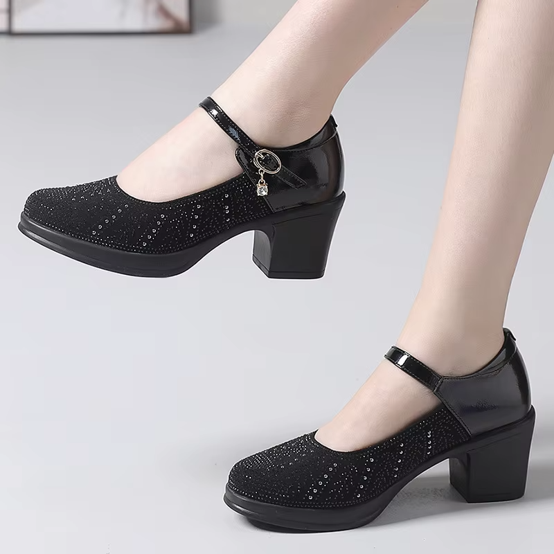 Margot Women's Thick Heel Patent Pumps