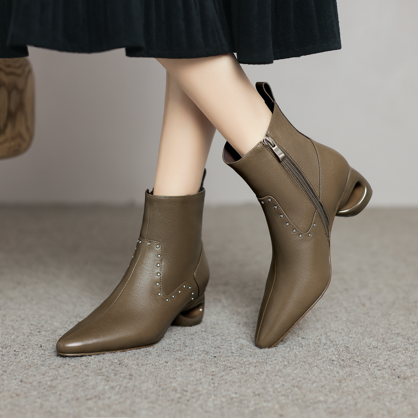 Mary Women's Pointed Toe Ankle Boots