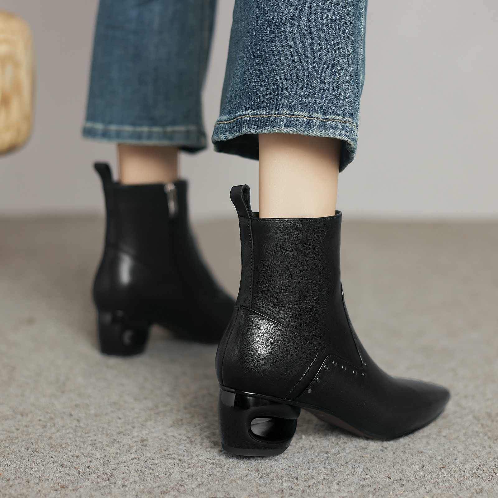 Mary Women's Pointed Toe Ankle Boots