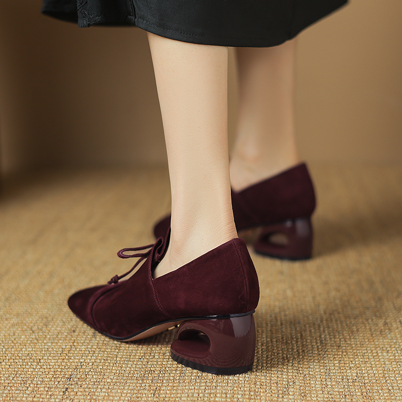 Mile Women's Square Toe Low Heel Suede Leather Pumps