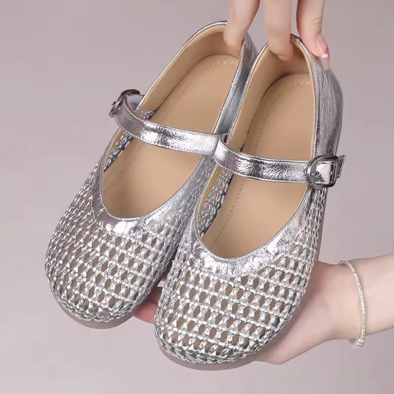 Milvia Women's Hollow Leather Round Toe Flats