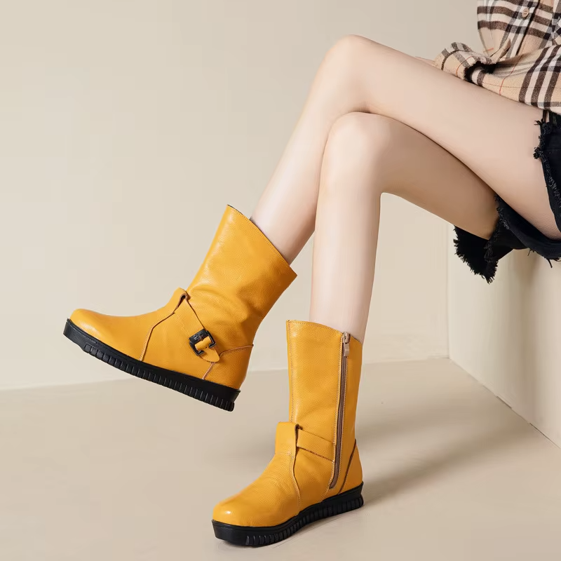 Minerva Women's Flat Leather Boots