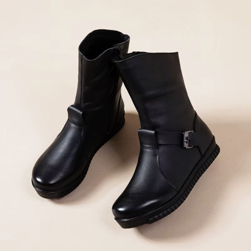 Minerva Women's Flat Leather Boots