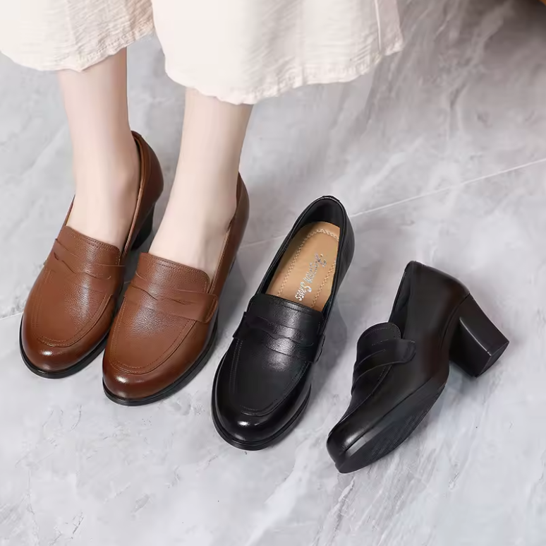 Nashi Women's Leather Loafer Pumps